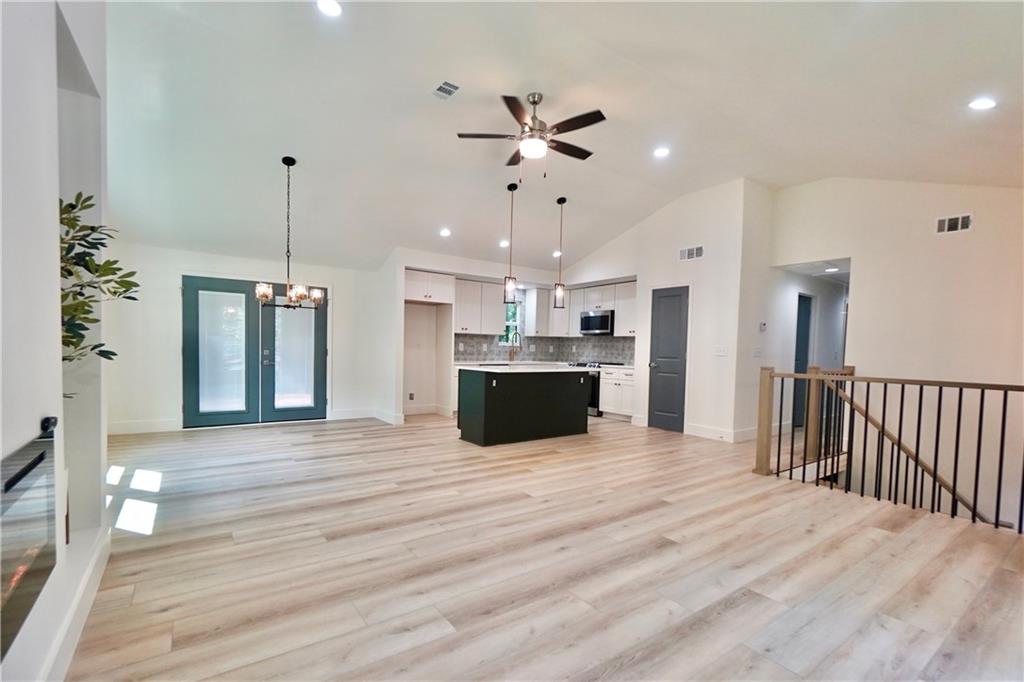 5023 Rockborough Trail