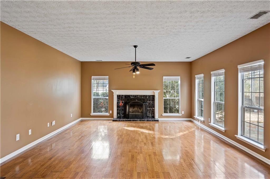 2410 Emerald Drive, Loganville, Georgia image 4
