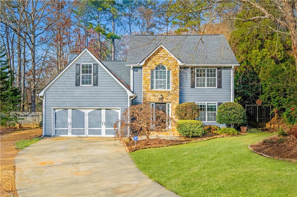 2410 Emerald Drive, Loganville, Georgia image 1