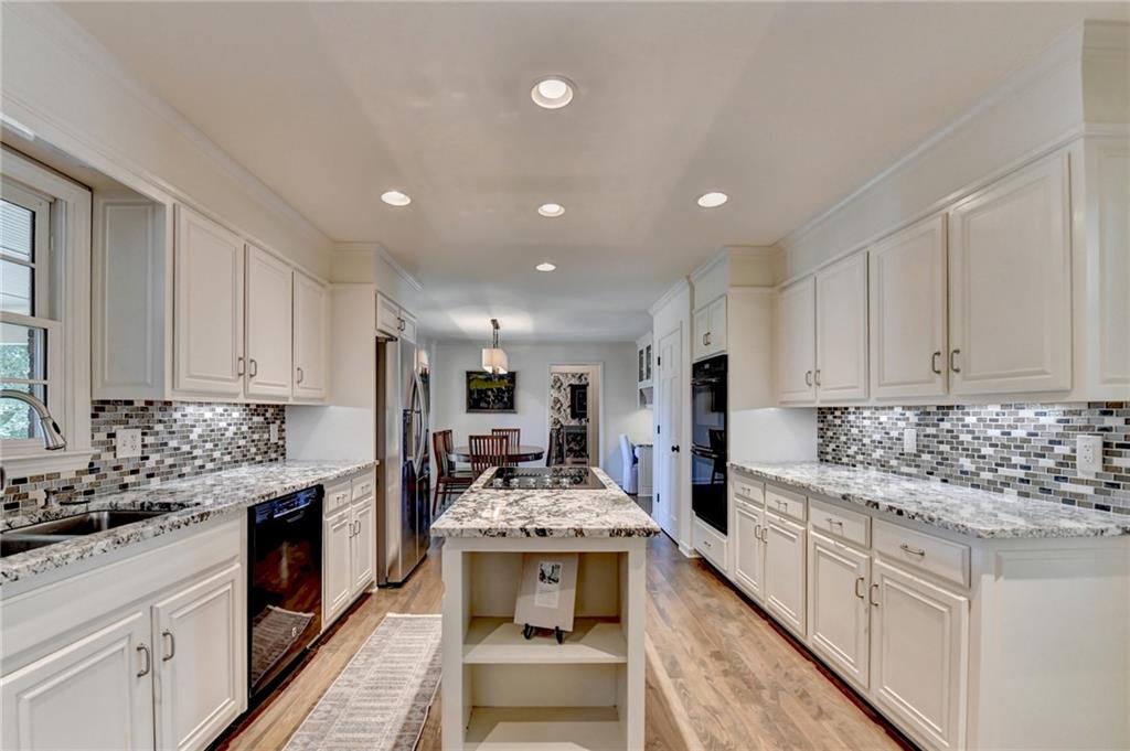 5465 Fort Fisher Way