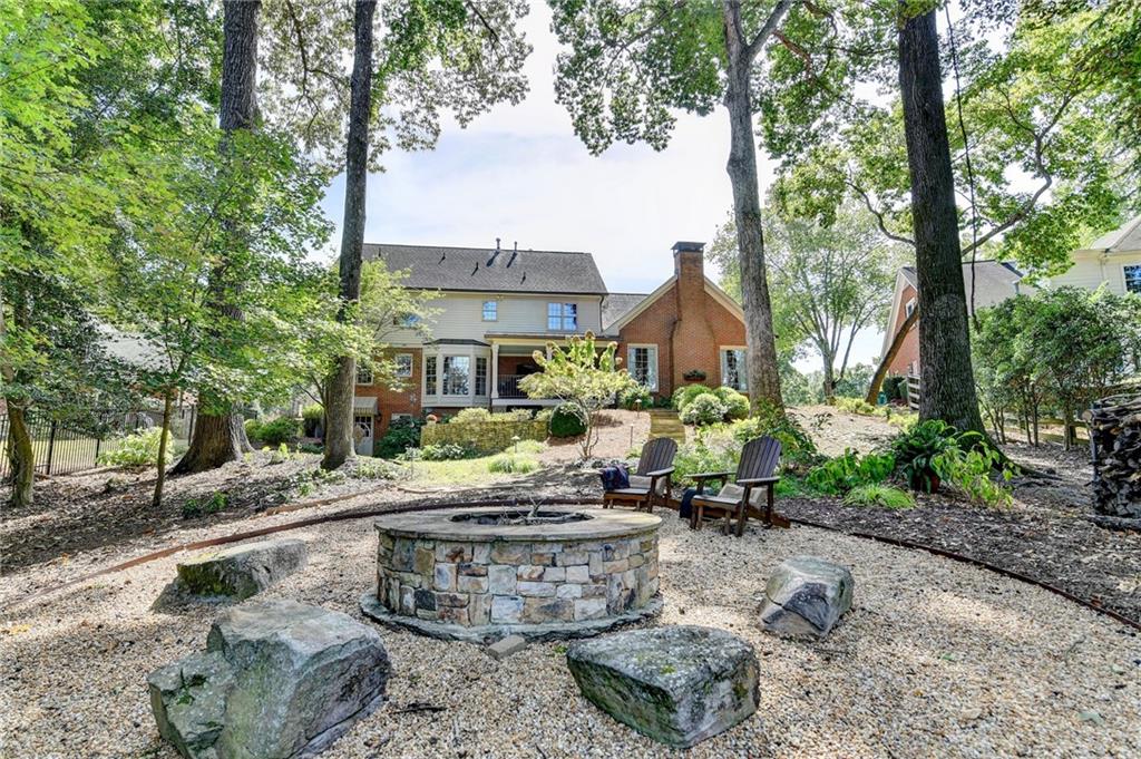 5465 Fort Fisher Way
