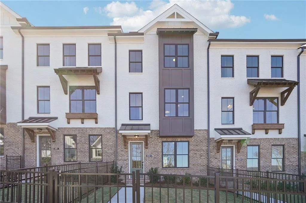 653 Silva Street Unit 139