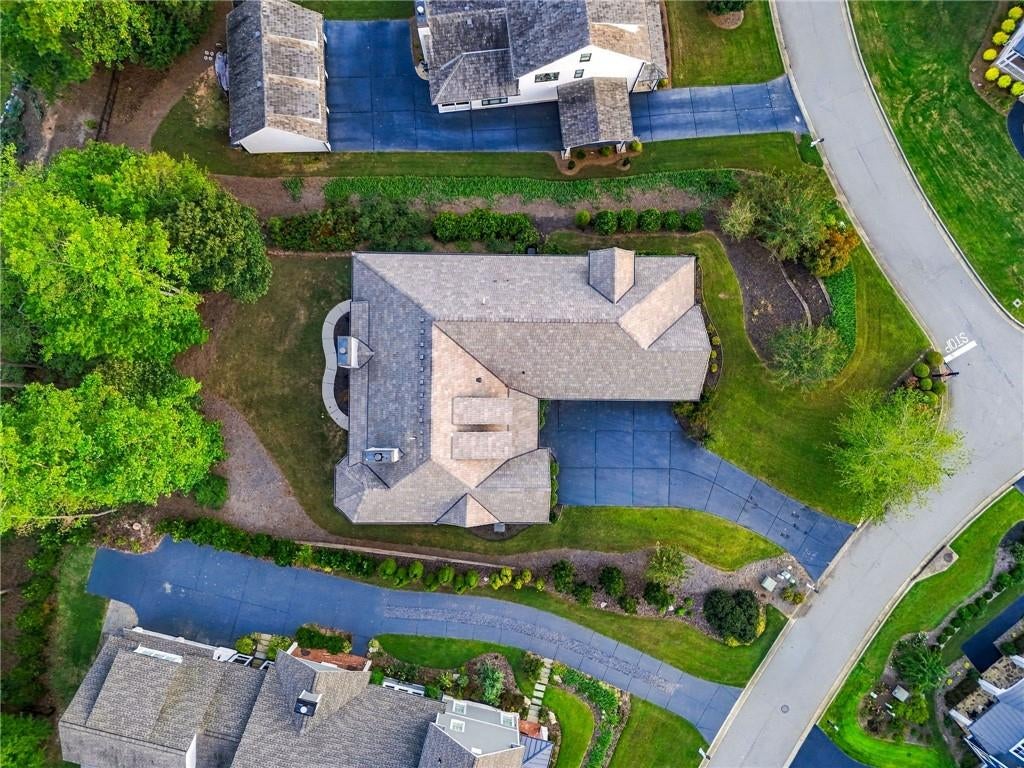 8 Fieldstone Court E