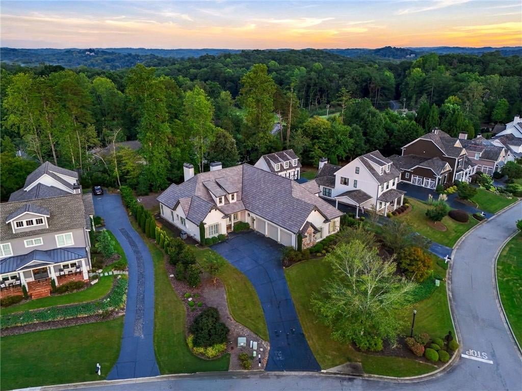 8 Fieldstone Court E