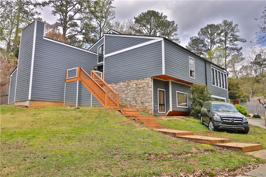4053 Spalding Hollow, Peachtree Corners, Georgia image 2