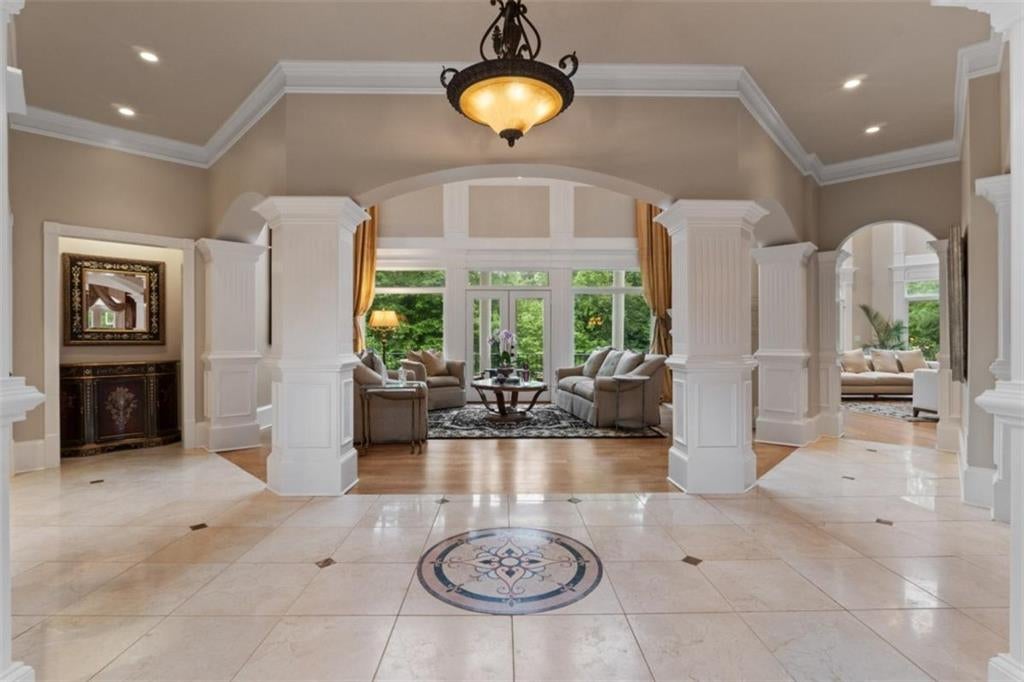 1005 Oak Mountain Road