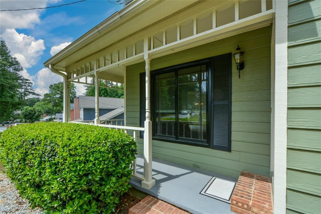 183 Timothy Lane NW