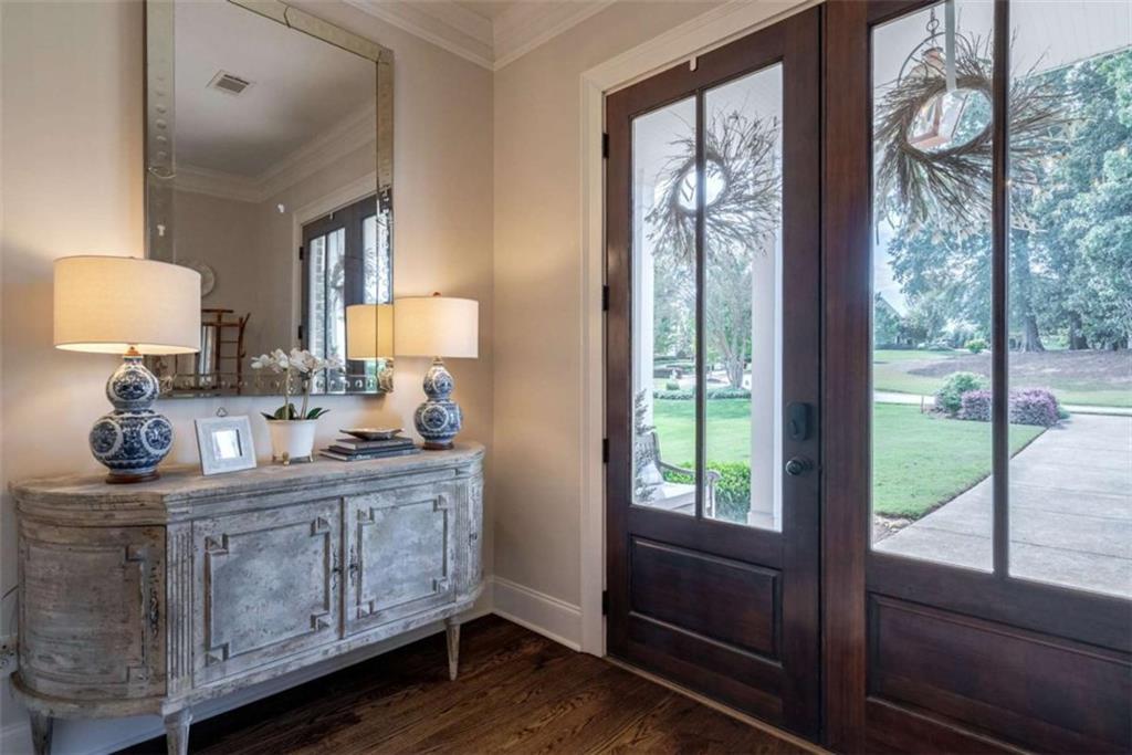 1275 Evergreen Park