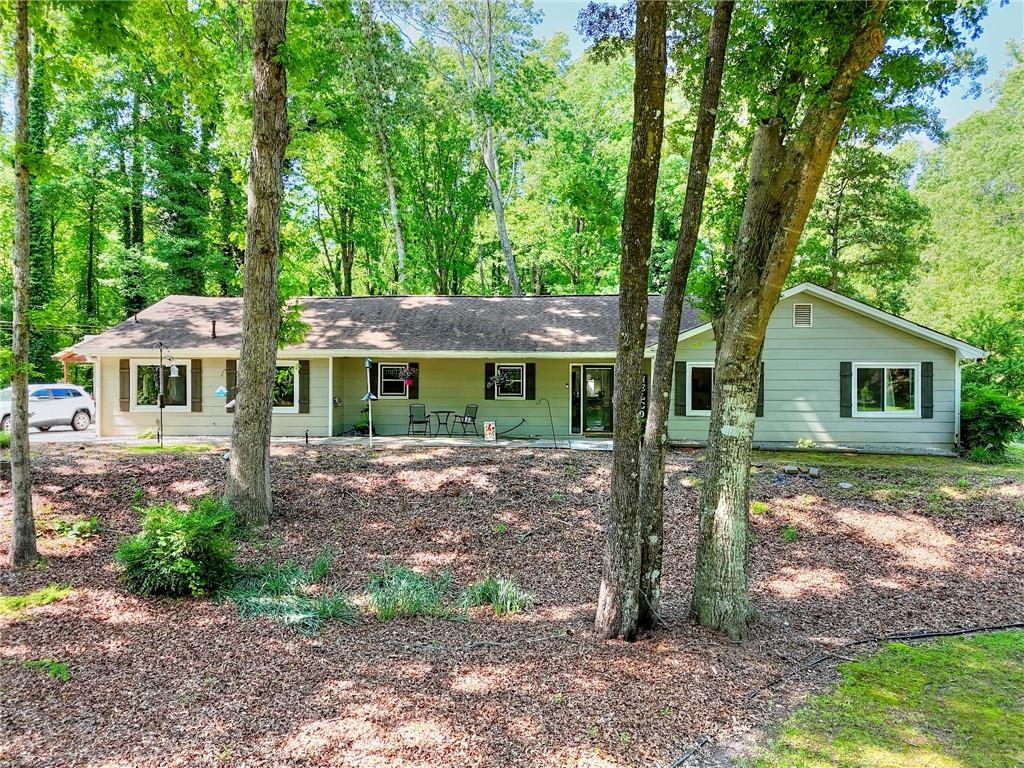 1379 Branchwood Drive, Snellville, Georgia image 1