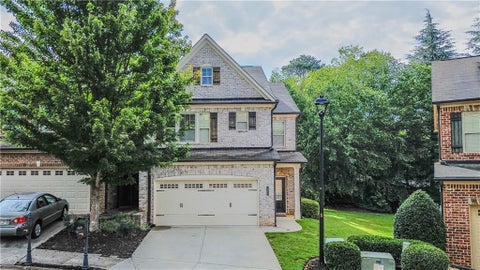 Townhouse For Sale - 5830 Norfolk Chase Road<br/> Peachtree Corners, GA 30092