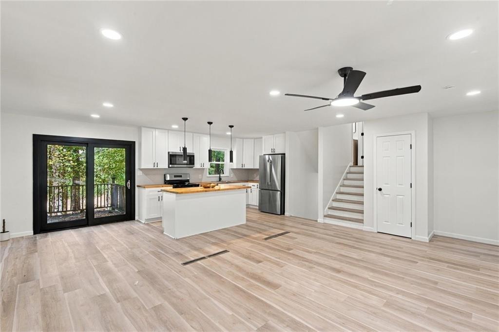 2283 Saratoga Drive