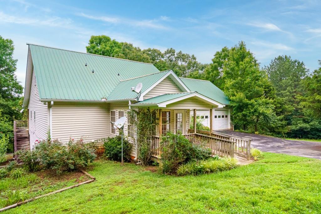 176 Big Oak Tree Road NW