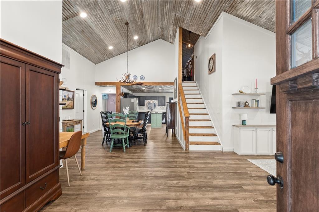 455 Cliff Nelson Road