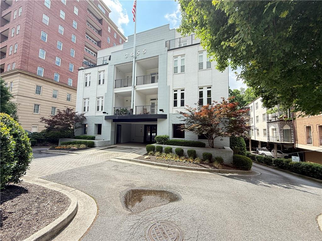 3655 PEACHTREE Road NE 304