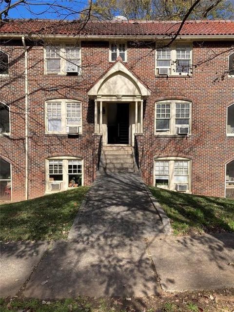 Homes For Sale - 1132 Virginia Avenue<br/> Atlanta, GA 30306