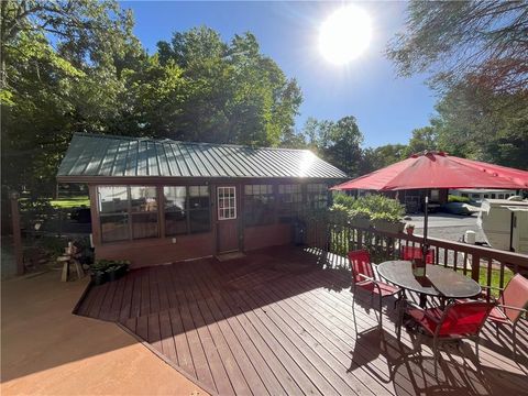 Single Family Residence in Cleveland GA 653 Hidden Valley Road.jpg