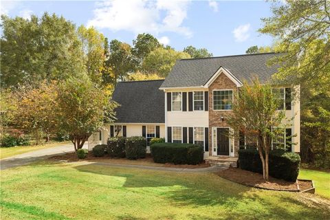 A home in Dacula