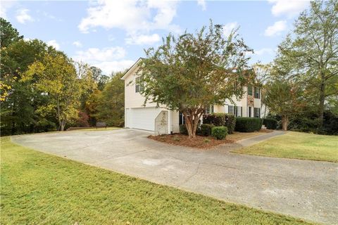 A home in Dacula