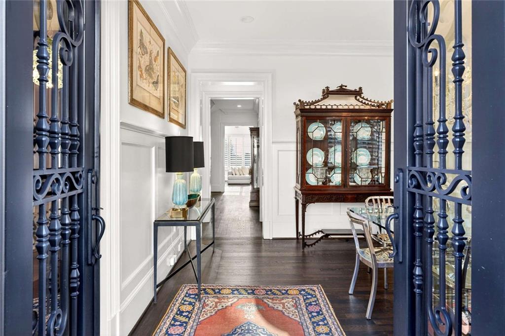 2832 Paces Lookout Lane SE