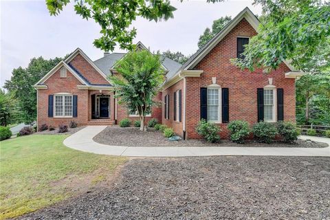 Single Family Residence in Cumming GA 4015 Hedgemoore Court.jpg