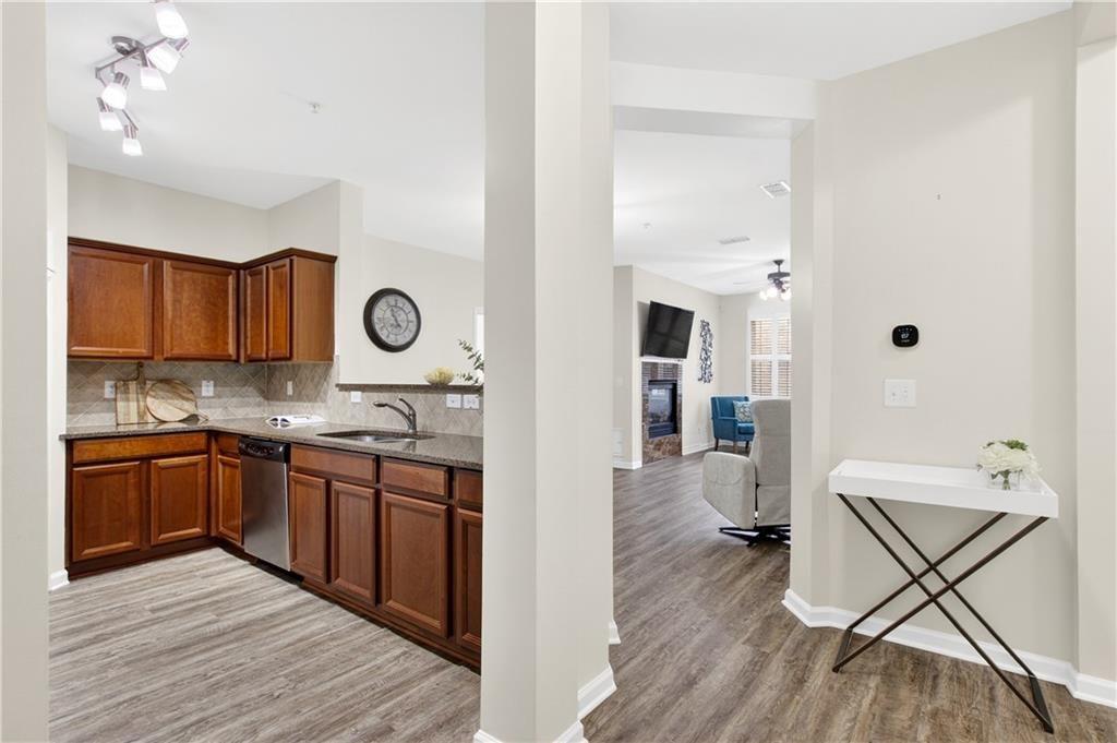 4805 W Village Way SE 1105