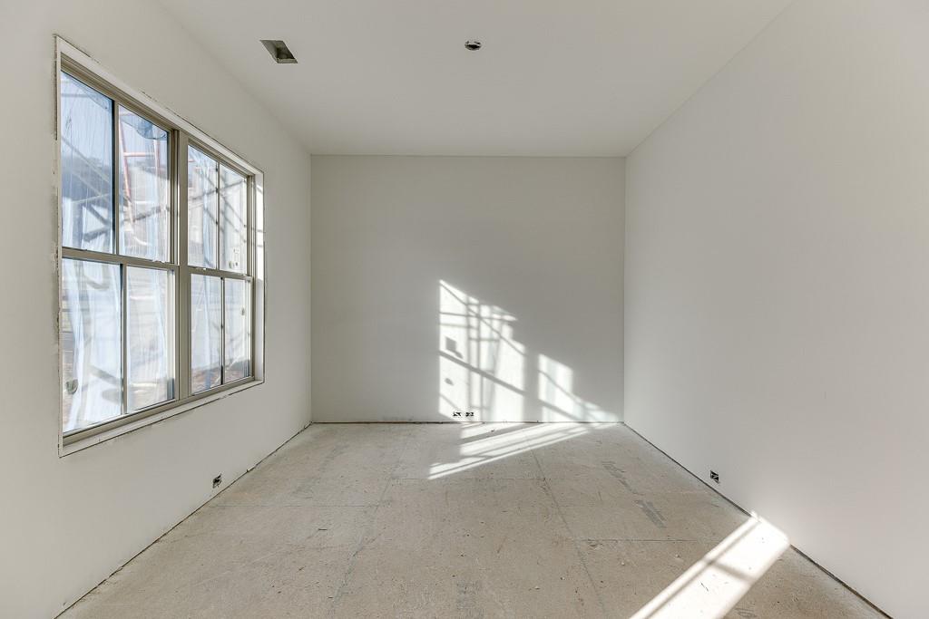 3959 Meadowland Drive