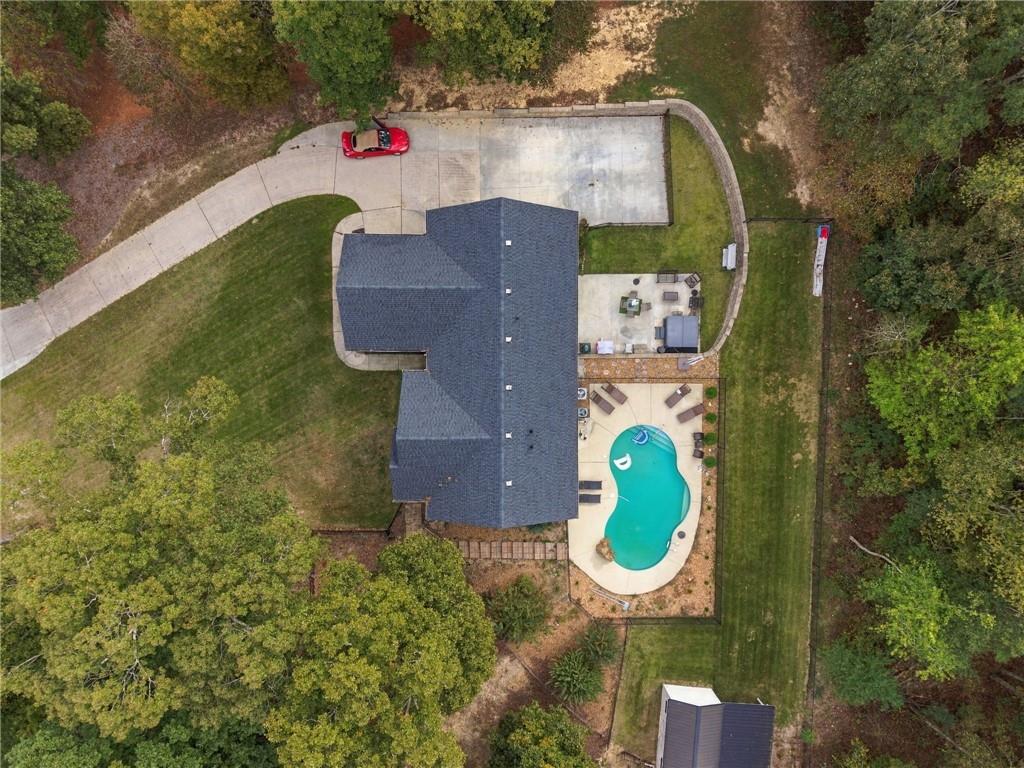 50 Pond Mill Court