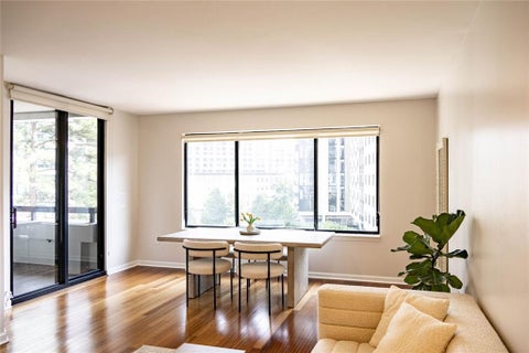 Condo For Sale - 3481 Lakeside Drive #804<br/> Atlanta, GA 30326
