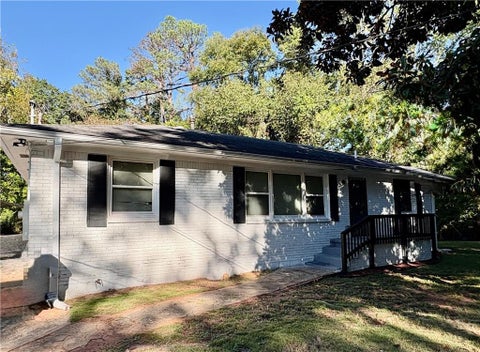 Homes For Sale - 79 Howell Drive<br/> Atlanta, GA 30331
