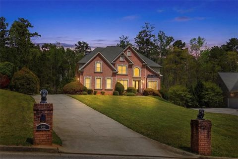 832 Dolly Avenue Atlanta GA 30331