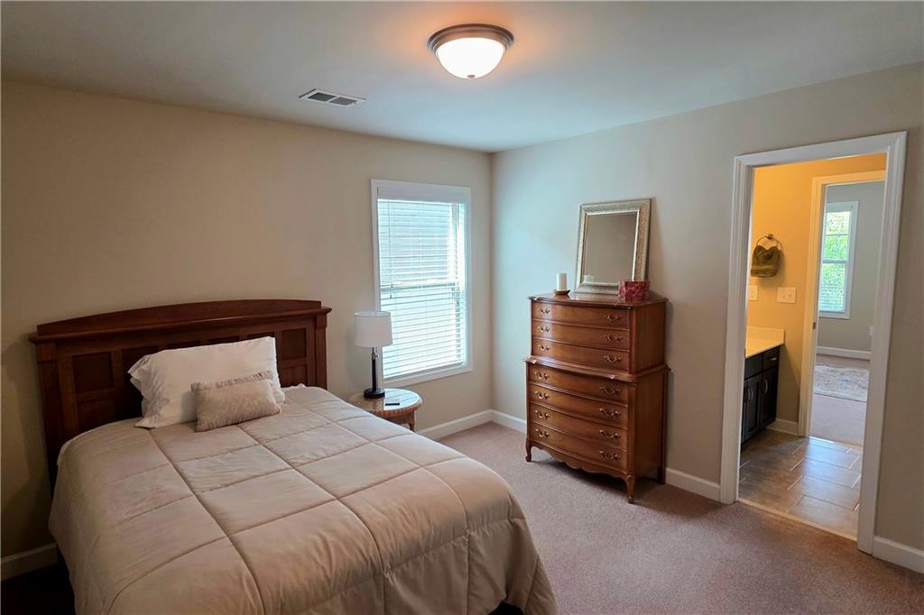 JAMESTOWN - Residential