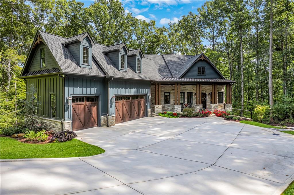 448 Golden Bear Pass