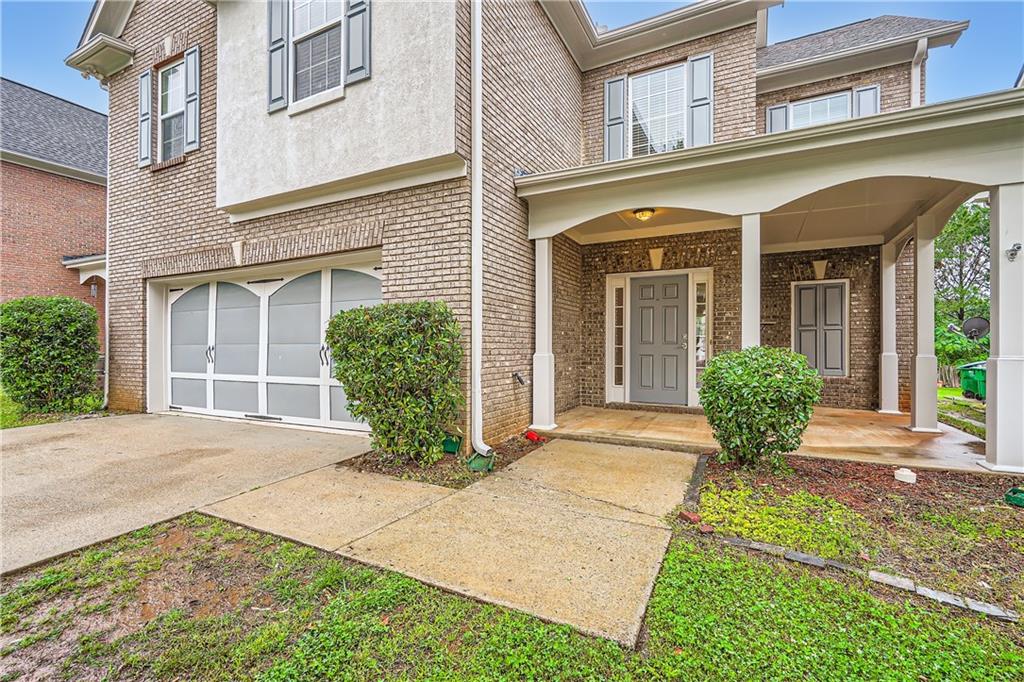 909 Pine Cove Drive, Lilburn, Georgia image 2