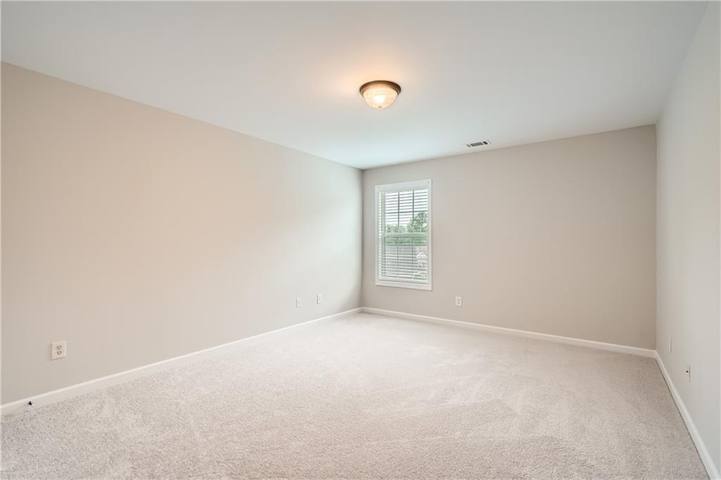 909 Pine Cove Drive, Lilburn, Georgia image 21