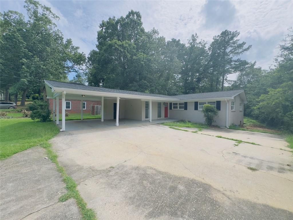 2131 COLUMBIA Drive