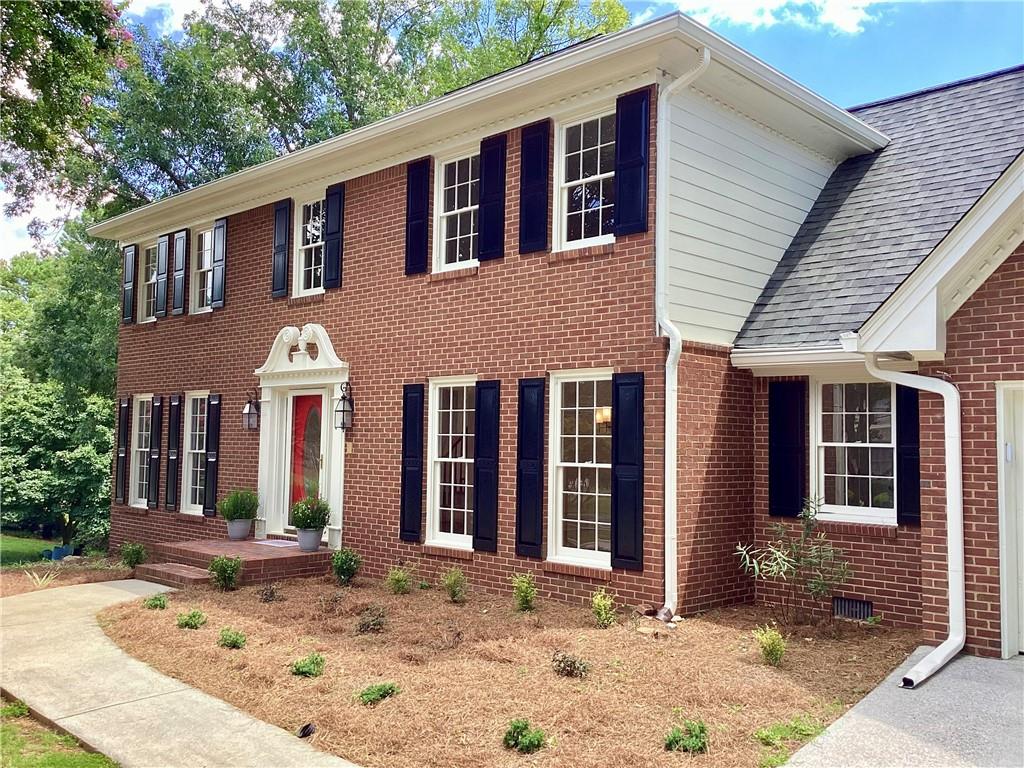 3243 Northbrook Drive