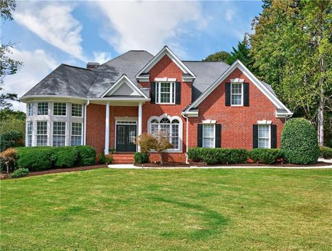 Photo of 6625 Chambrel Way, Suwanee, GA 30024 (MLS # 7656963)