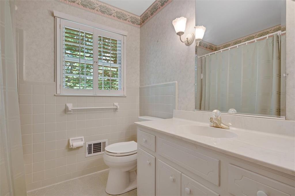 3999 Saint Clair Court, Brookhaven, Georgia image 29