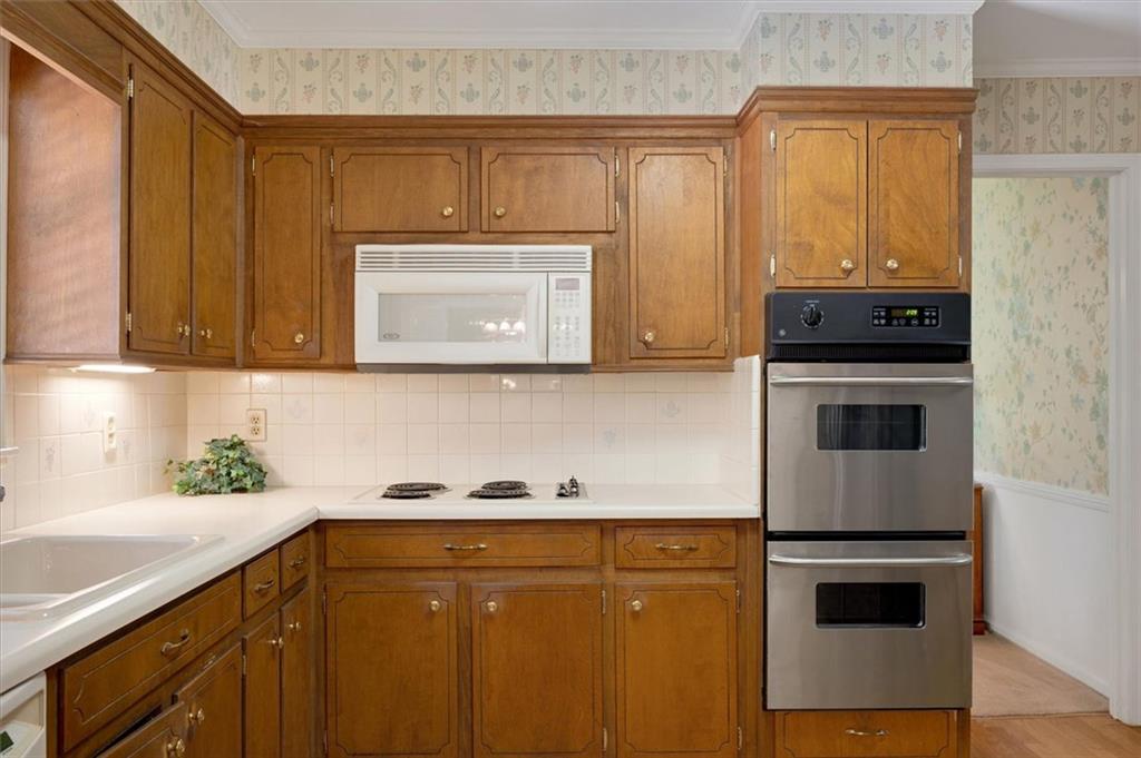 3999 Saint Clair Court, Brookhaven, Georgia image 12