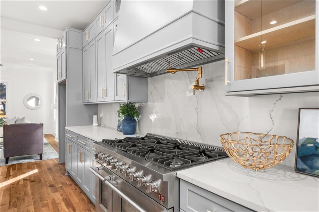 2018 PRESLEY Way NE