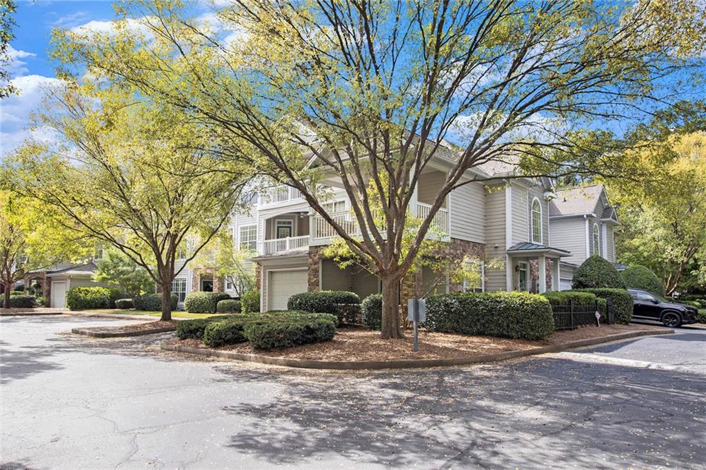 DEVINSHIRE CONDO - Residential