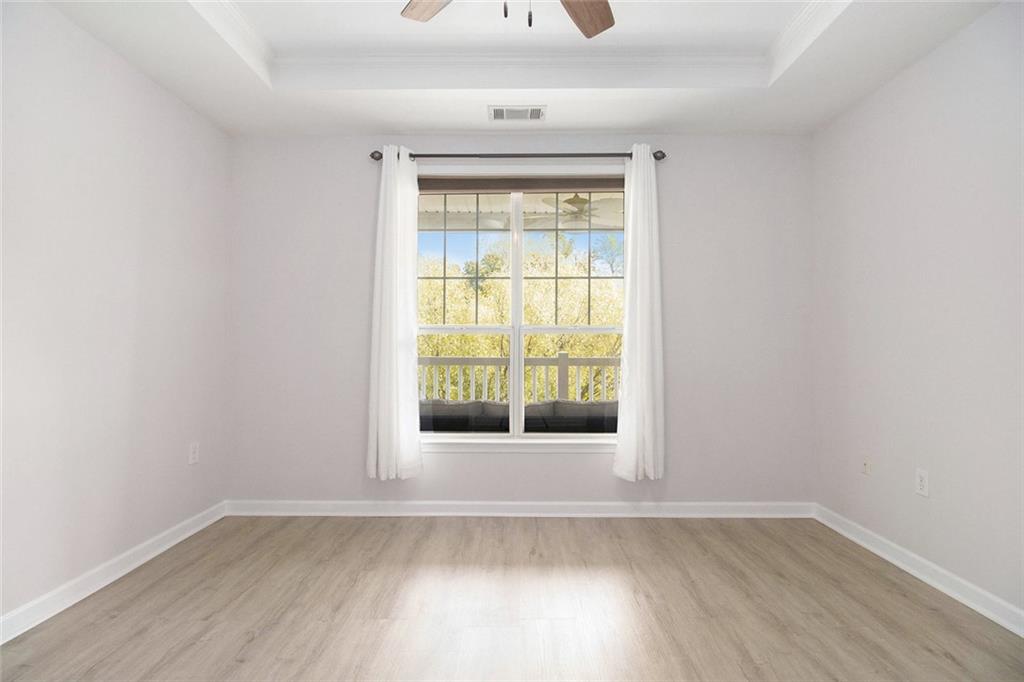 DEVINSHIRE CONDO - Residential