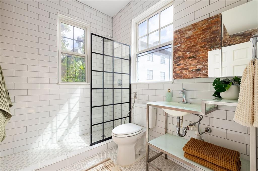 229 Ponce De Leon Avenue NE 5