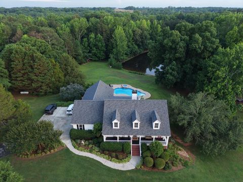 Homes For Sale - 1825 Skelton Road<br/> Hoschton, GA 30548