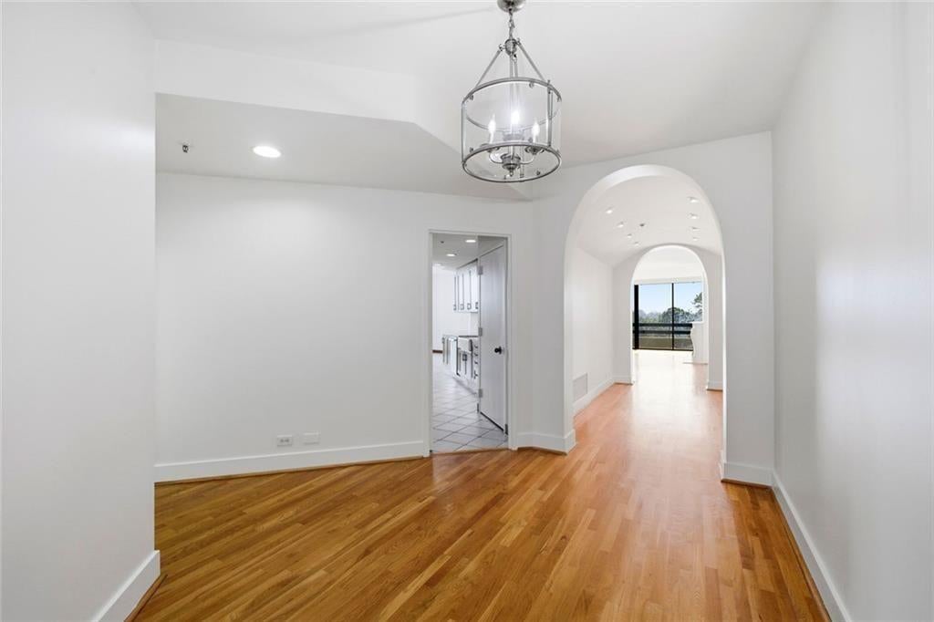 2660 Peachtree Road NW 9G
