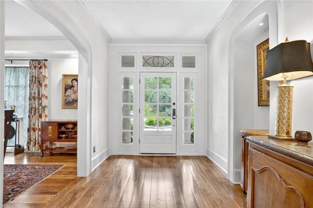 3230 W Andrews Drive NW