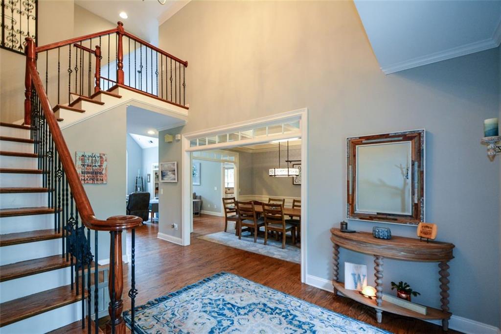 700 Broadlands Lane