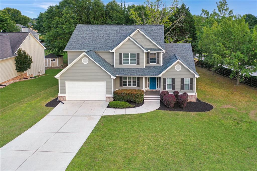 327 Oakland Bay Court, Loganville, Georgia image 2