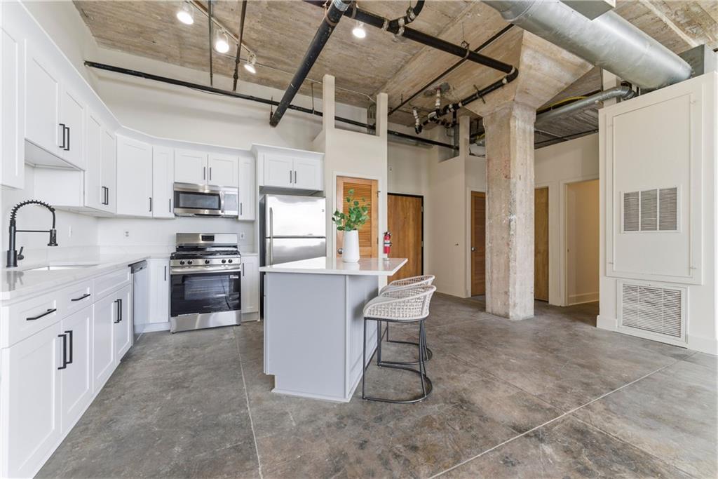 505 Whitehall Street SW 307