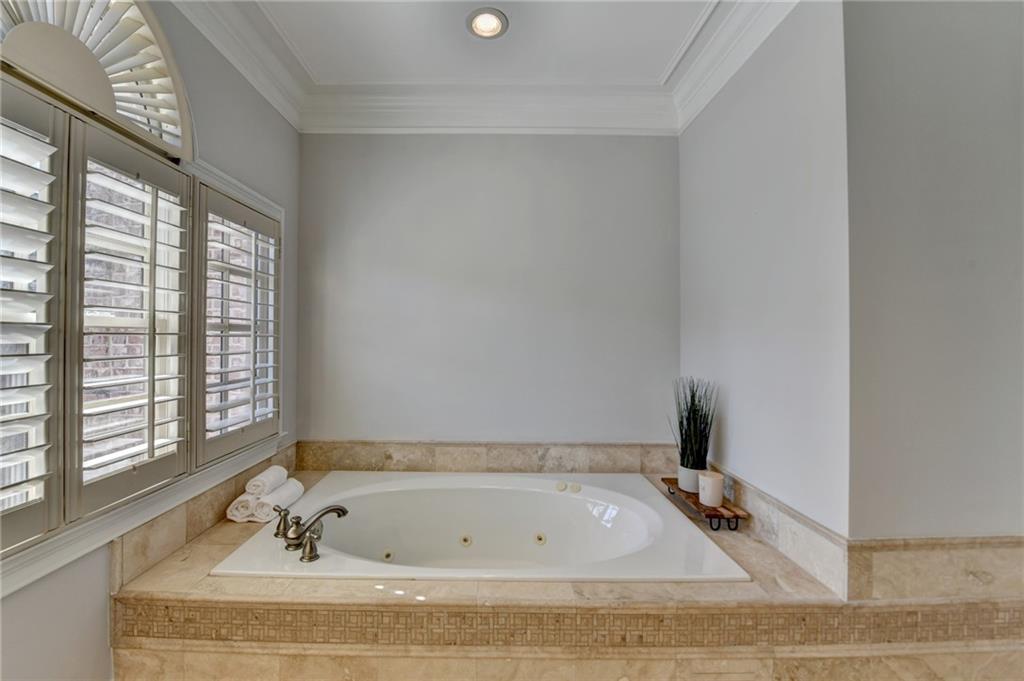 6288 Clapham Lane, Johns Creek, Georgia image 25